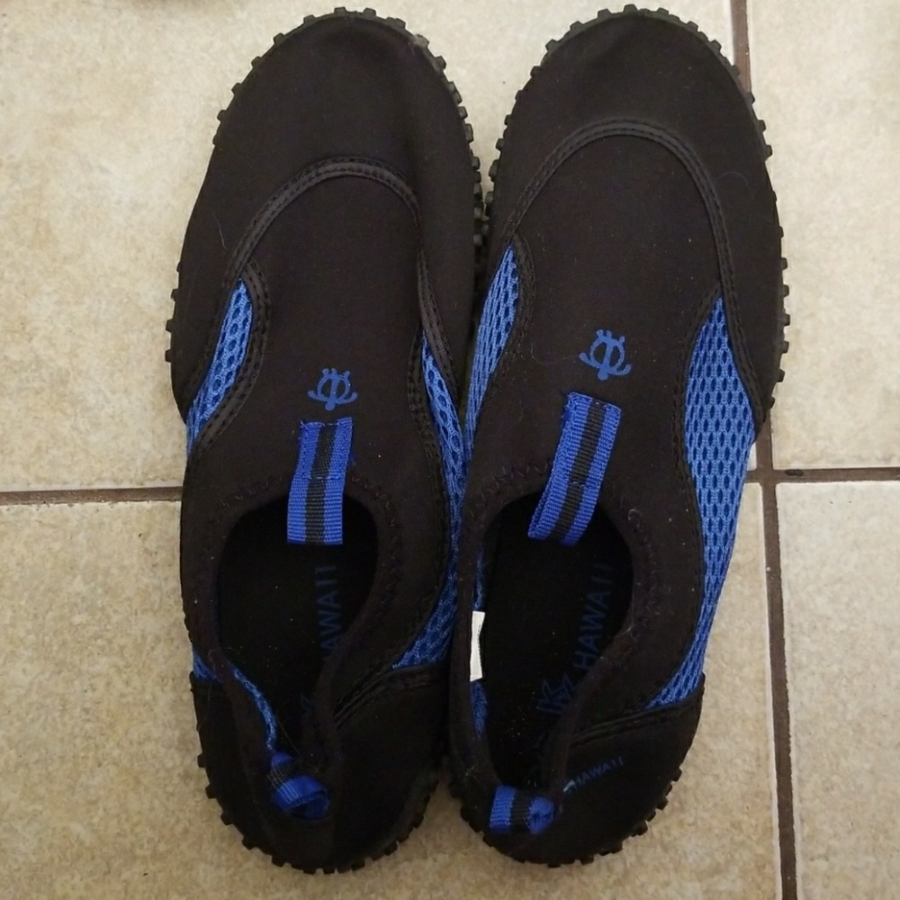 Water shoes