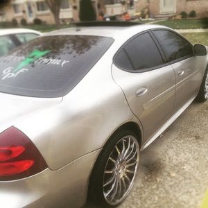 Meet your Posher, Kenneth