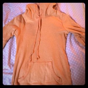 Mid sleeve hoodie shirt