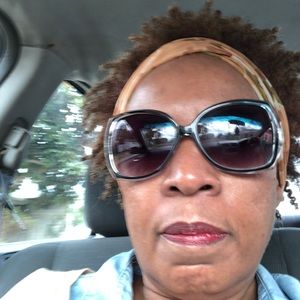 Meet your Posher, Paula
