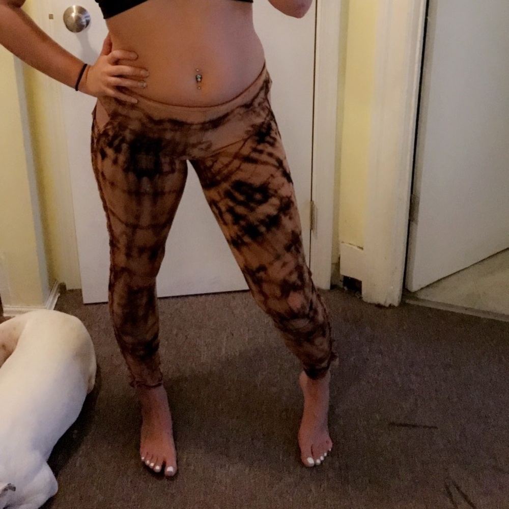 Acid washed tights with slits down sides