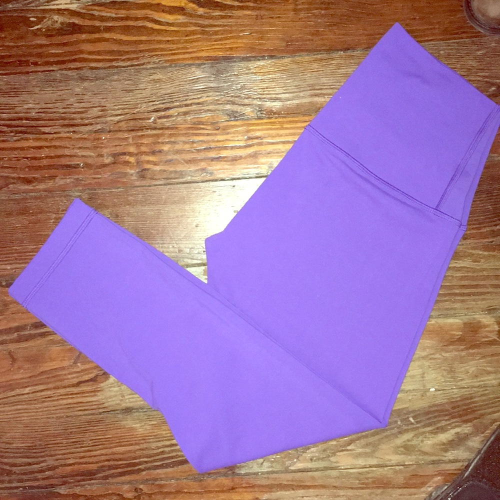 Lululemon Wunder Under Crop