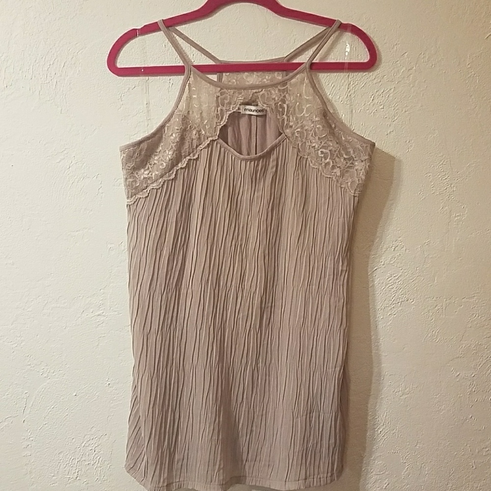Razorback tank with lace