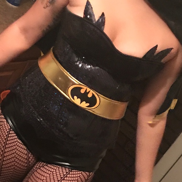 BATMAN HALLOWEEN TOP - Picture 1 of 3