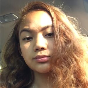 Meet your Posher, Alexandra