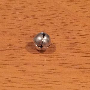 james avery jingle bell charm