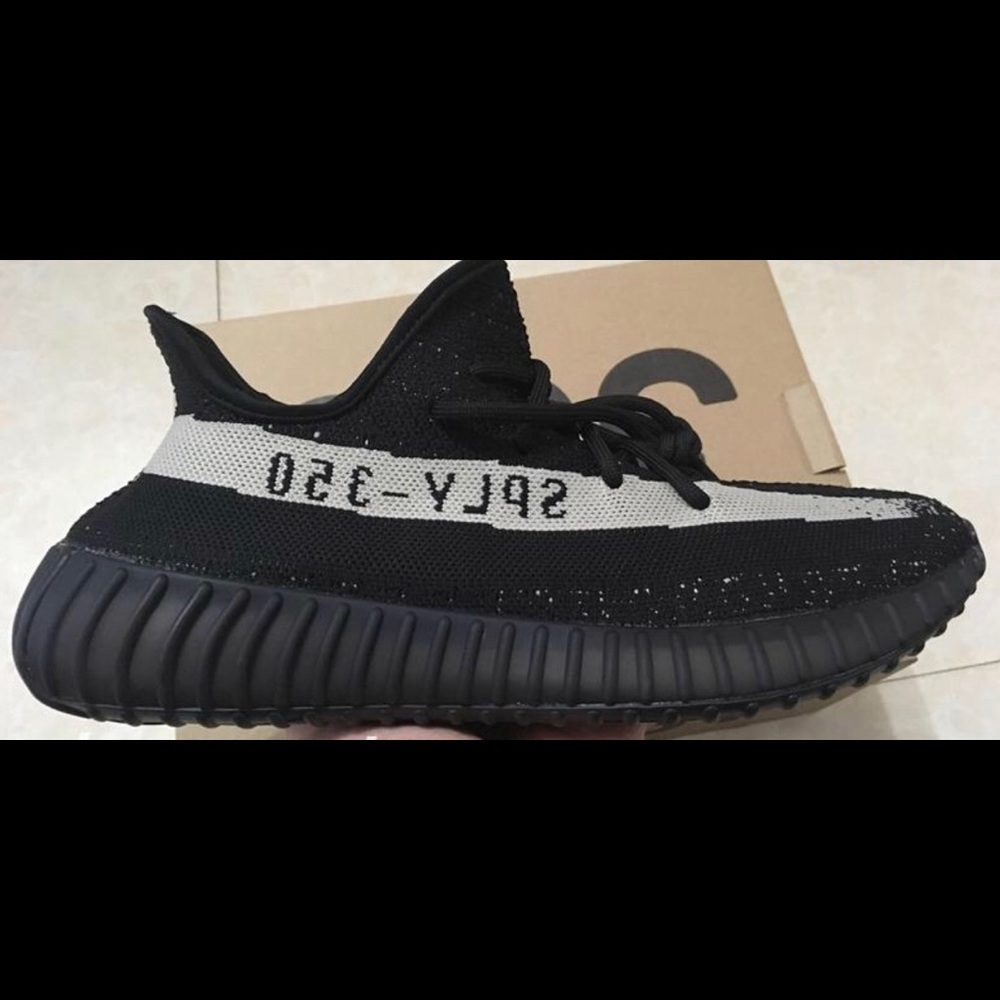 Yeezy 350 Boost V2 OREOs UA