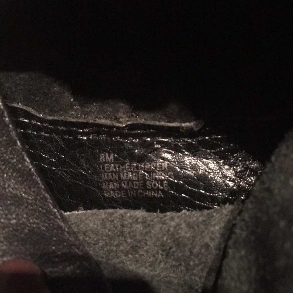 Gianni Bini 8 medium black leather bootie - Picture 7 of 8