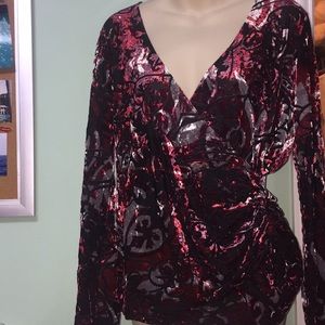 Velvet v nevk wrap top