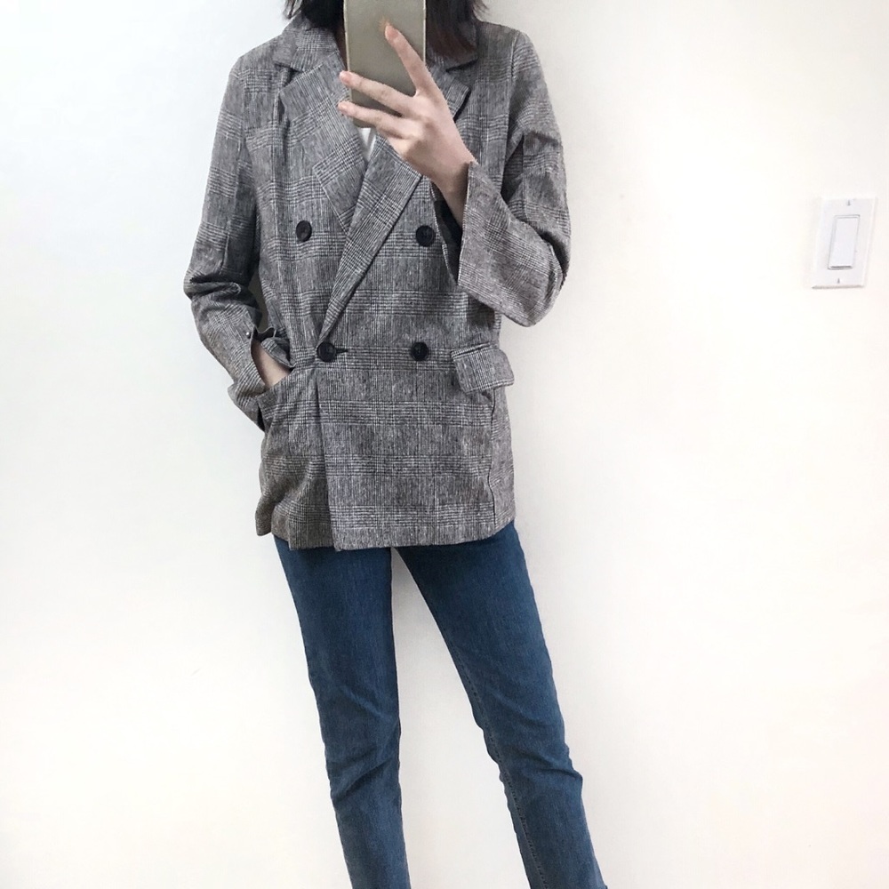 LAST ONE  gray plaid jacket - Picture 5 of 7