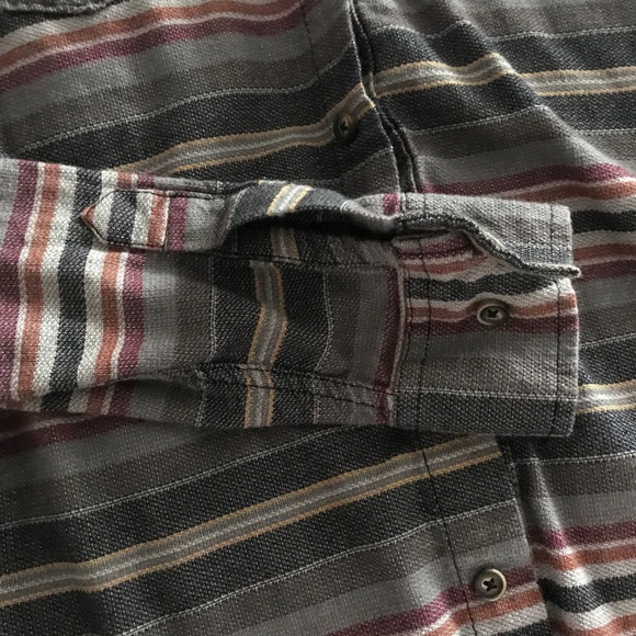 Vans button-up - Picture 3 of 4