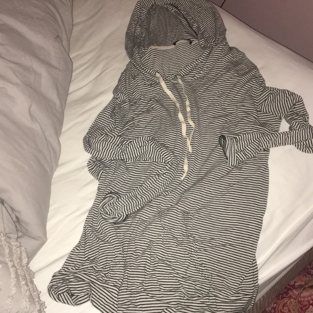 Striped pullover