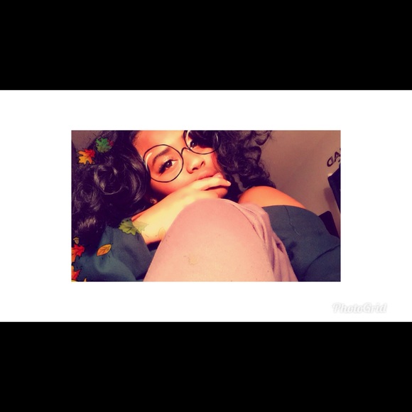 Meet your Posher, Dashanae - Picture 1 of 1