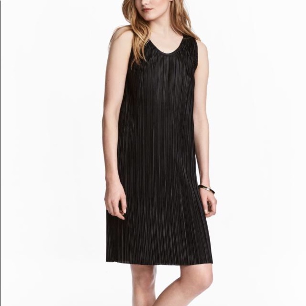 NWOT H&M Silky Ribbed Dress