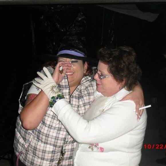 Meet your Posher, Amanda - Picture 1 of 1