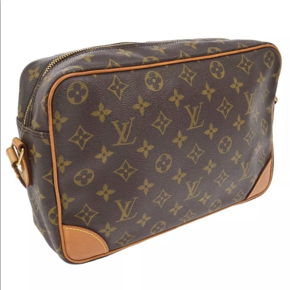 Louis Vuitton Trocadéro 27 Monogram CrossBody Bag - Picture 9 of 15