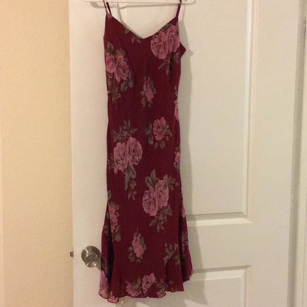 Midi Dress 👗 Without Tag Good Conditions