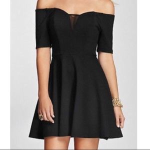 GUESS Off-the-shoulders LBD with mesh insert