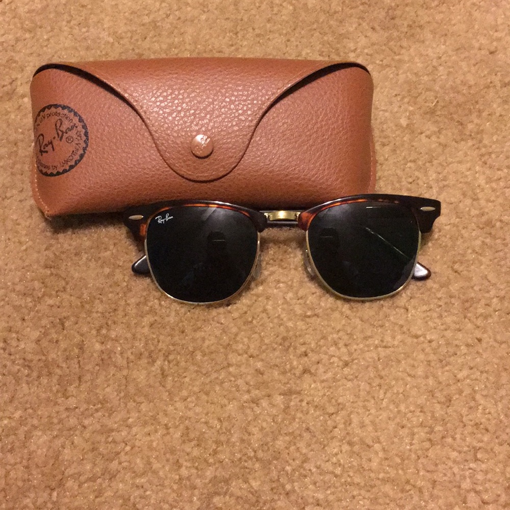 Clubmaster Tortoise and Gold Ray Bans