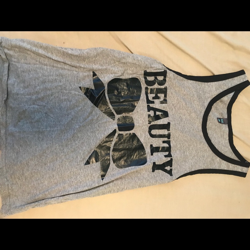 Cute grey and black work out tank top