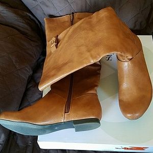 Style&Co low heeled boots