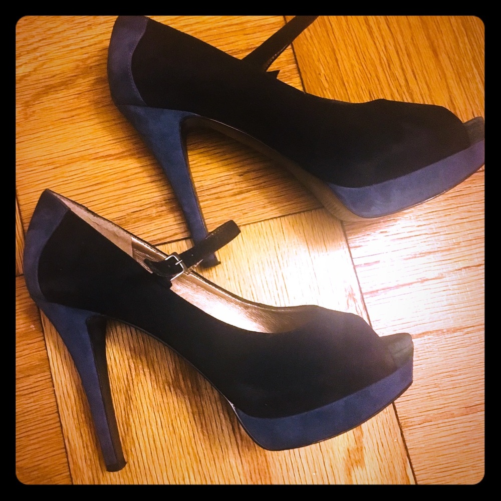BCBG suede peep toe pumps