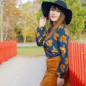 Meet your Posher, Paj nag