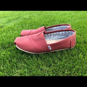 Men's Toms
