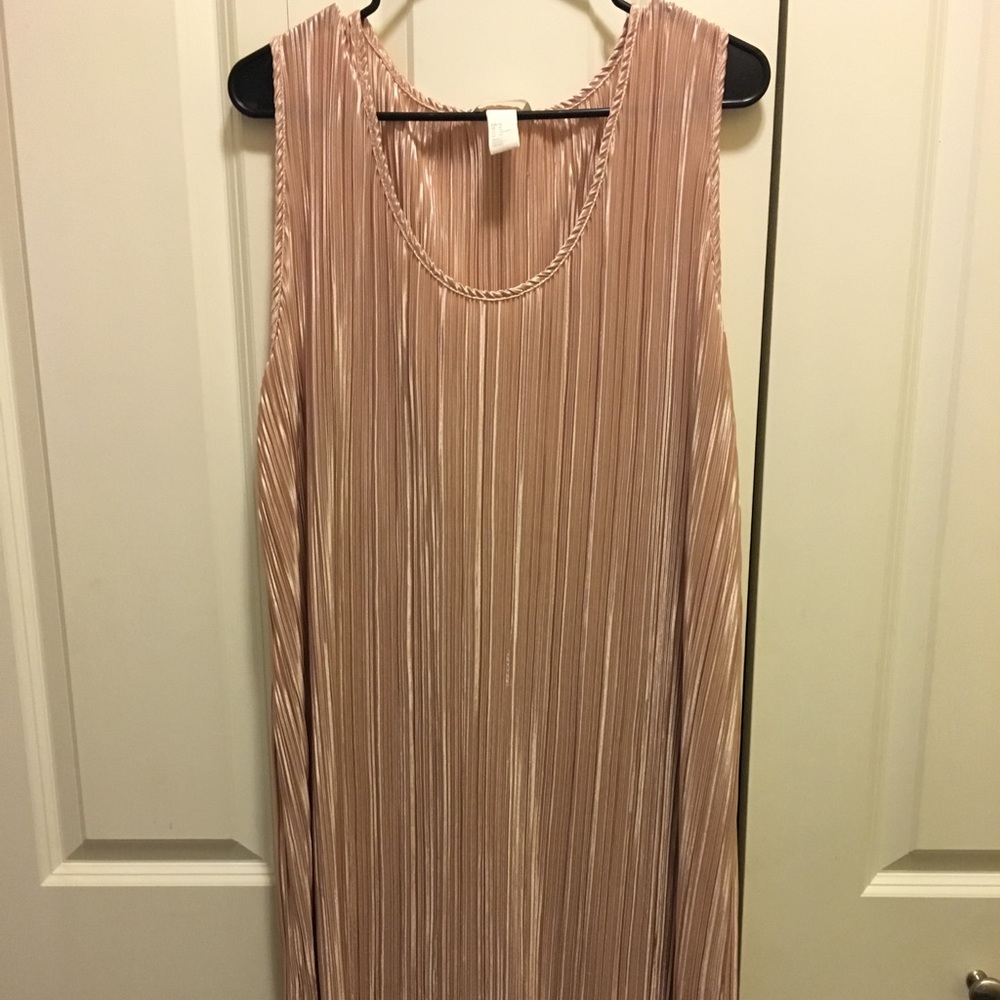 NWOT H&M Silky Champagne Ribbed Dress