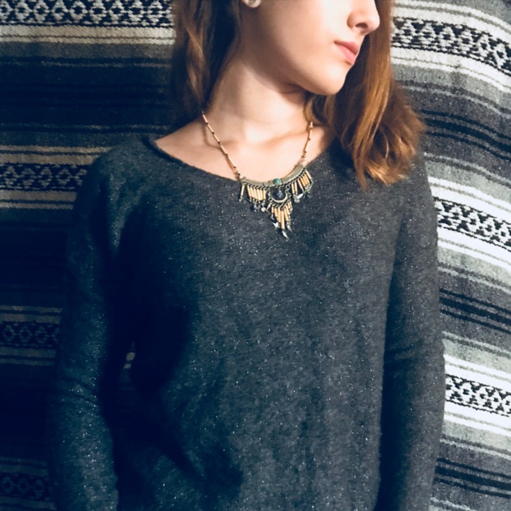 Gap sweater