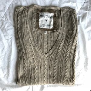 [A&F Vintage] Oversized V-Neck Cable knit Sweater