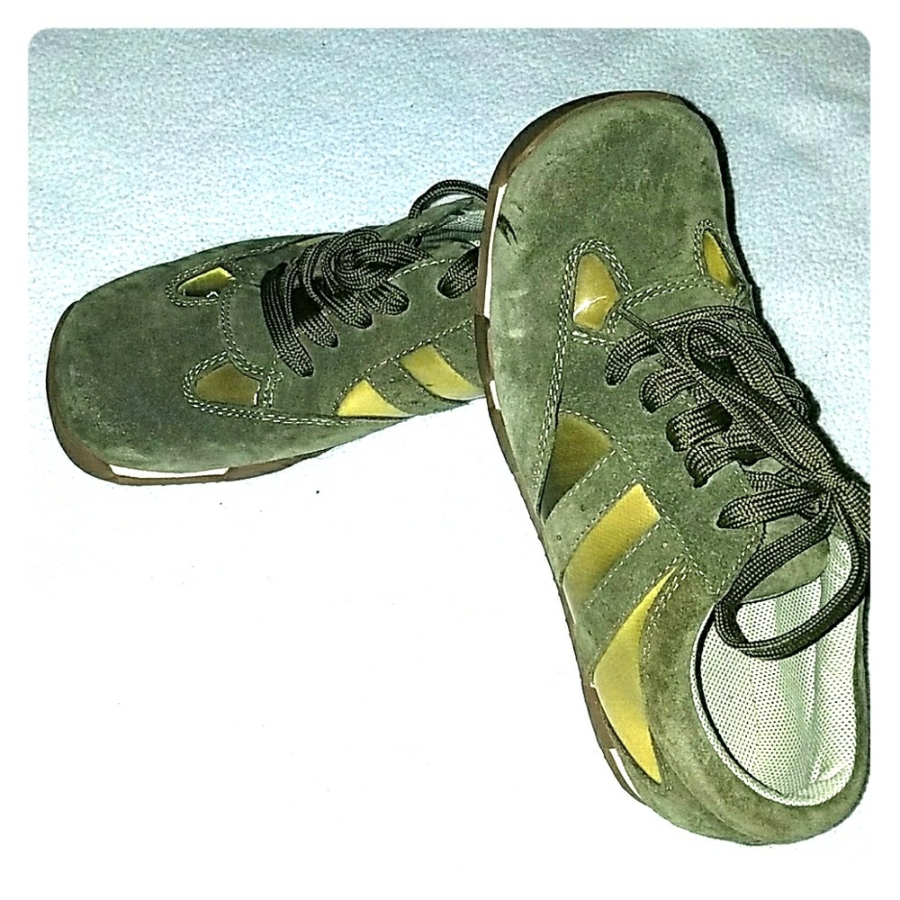 Green suede shoes