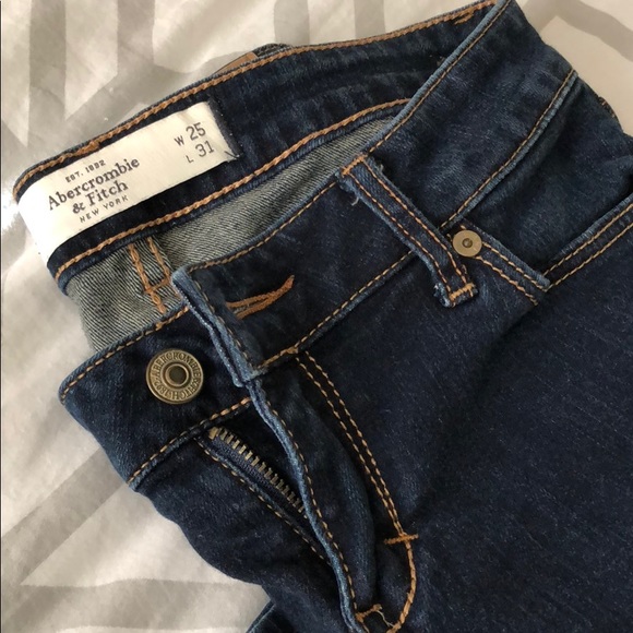 Abercrombie Jeans - Picture 2 of 2