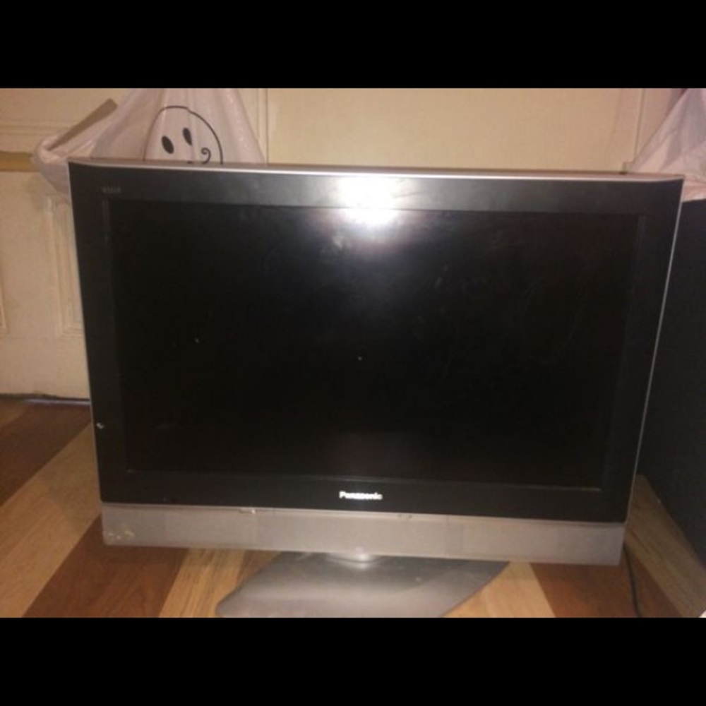 Panasonic LCD Flat Screen