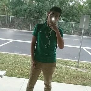 Meet your Posher, Dariel