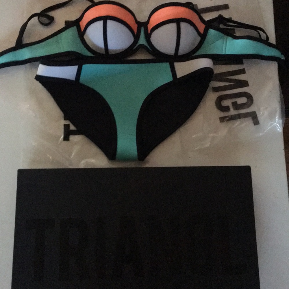 New triangl suit