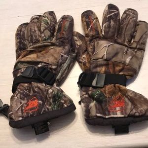 Hunting gloves