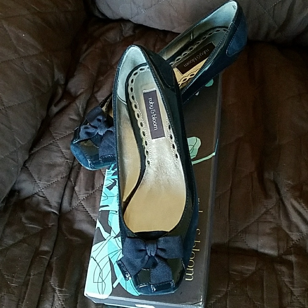 Navy Blue Ruby & Bloom Kitten Heels