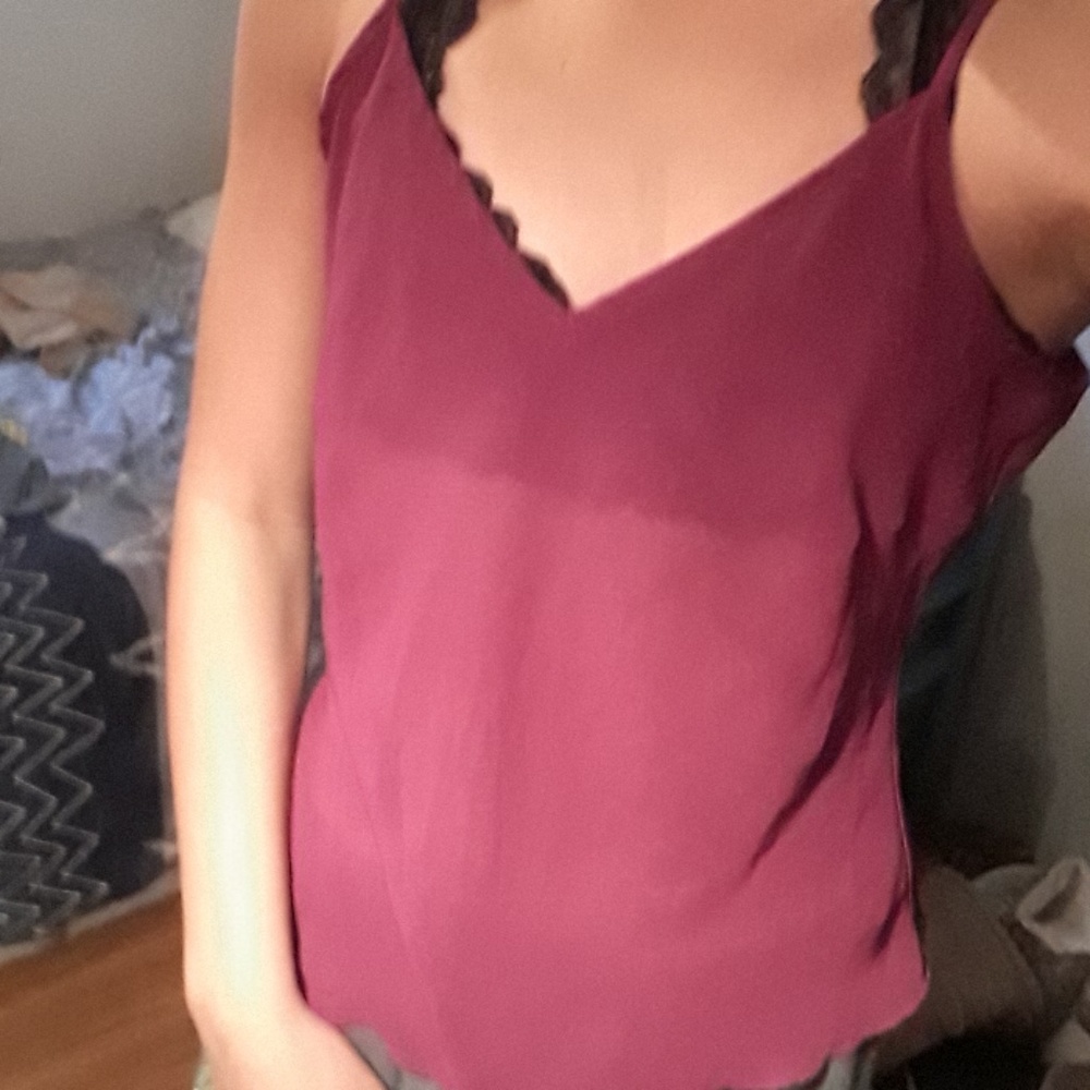Sheer tank top - Picture 2 of 3