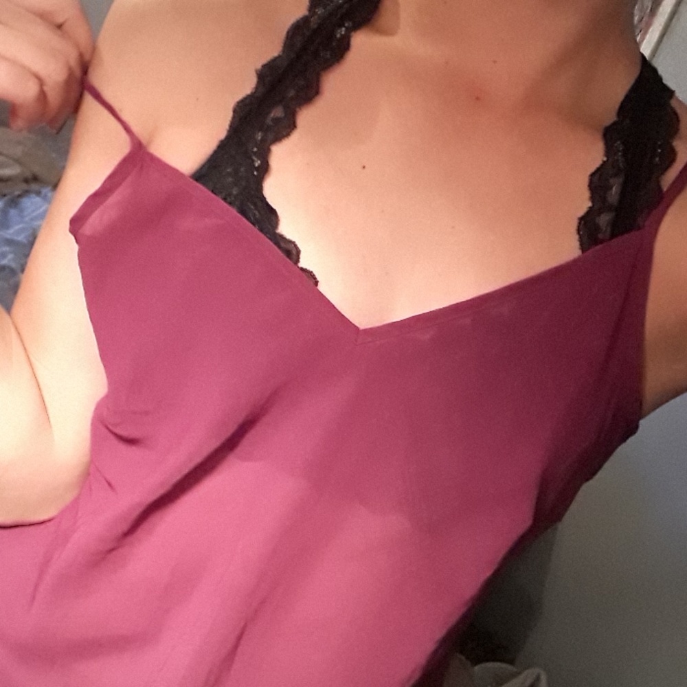 Sheer tank top - Picture 3 of 3