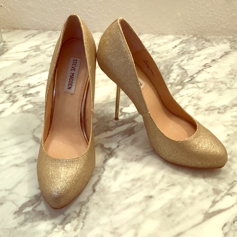 Champagne glitter pumps, size 9 (runs small)