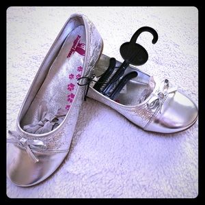 NWT Ballet Flats