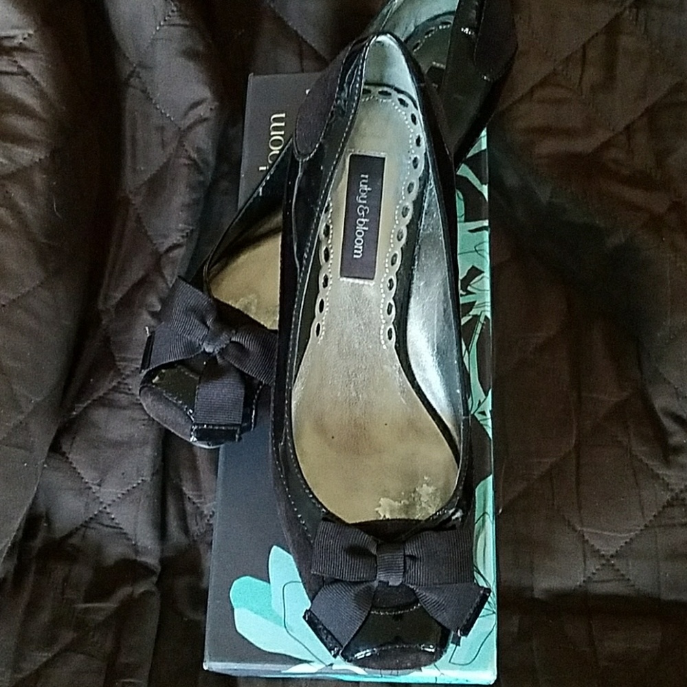 Brown Ruby & Bloom Kitten Heels