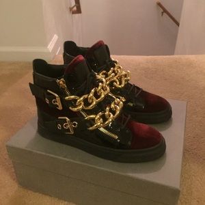 Meet your Posher, Heff