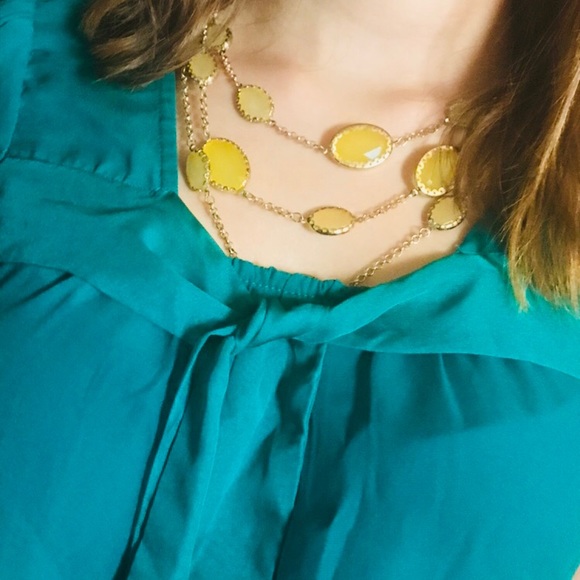 Lightweight blouse - Picture 3 of 5