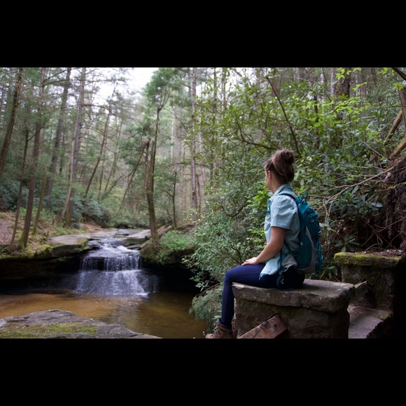 Meet your Posher, Danielle - Picture 2 of 5