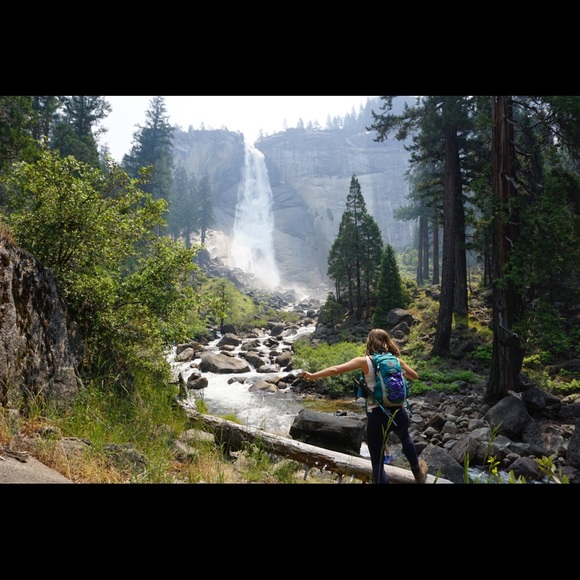 Meet your Posher, Danielle - Picture 3 of 5