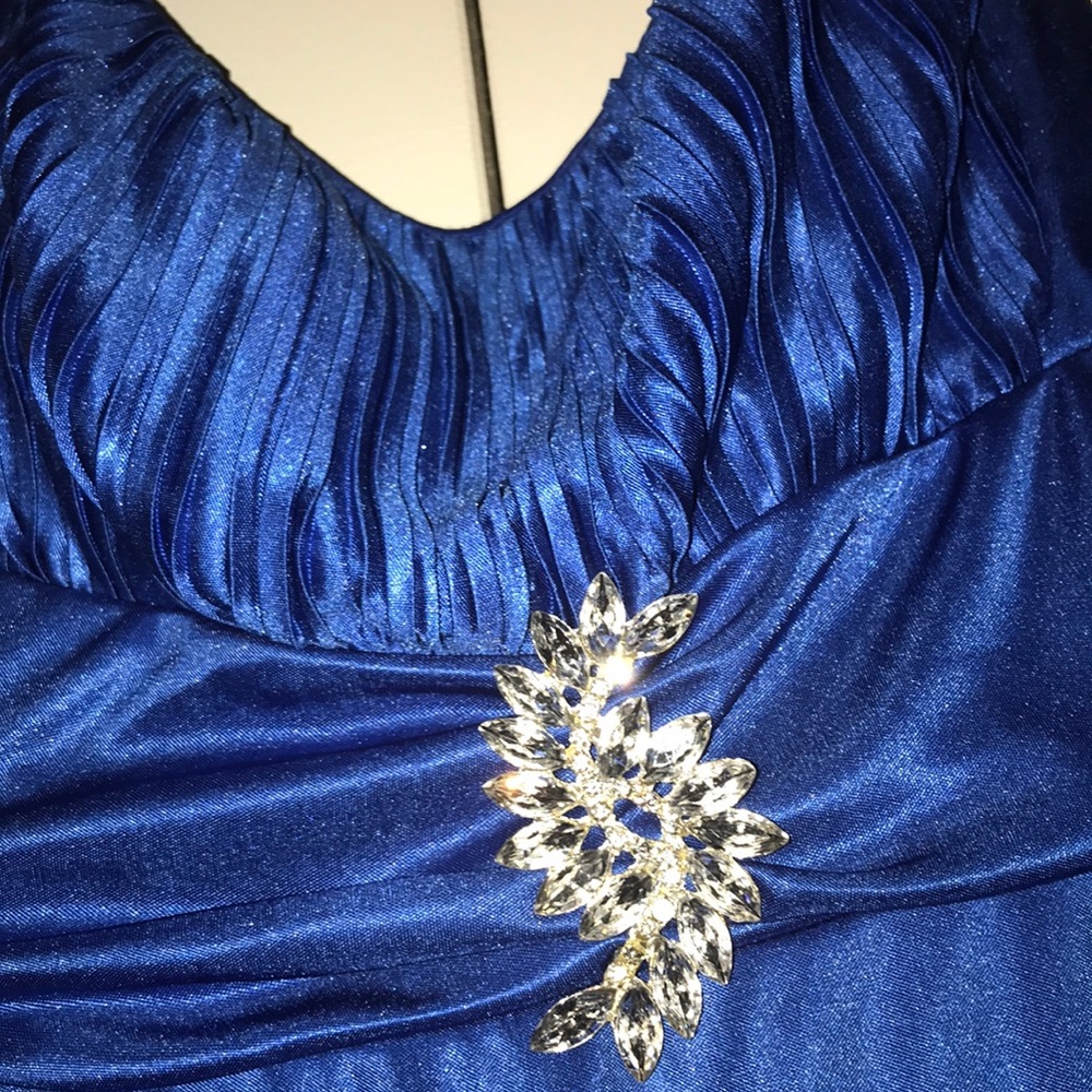 New Bell Dark Blue Prom Dress!! 👗