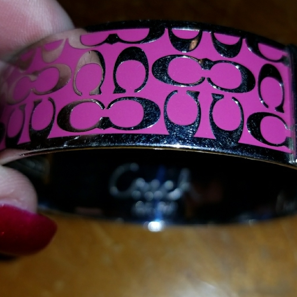Authentic Coach bangle bracelet - Picture 2 of 4