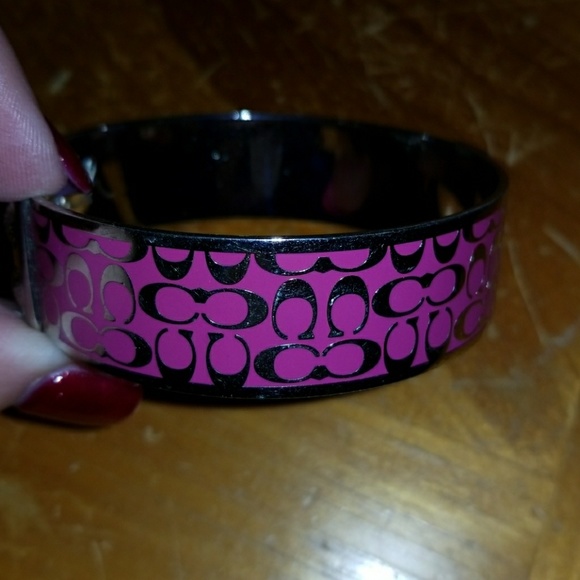 Authentic Coach bangle bracelet - Picture 1 of 4